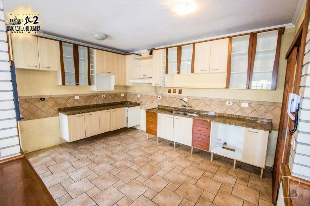 Casa, 3 quartos, 230 m² - Foto 7