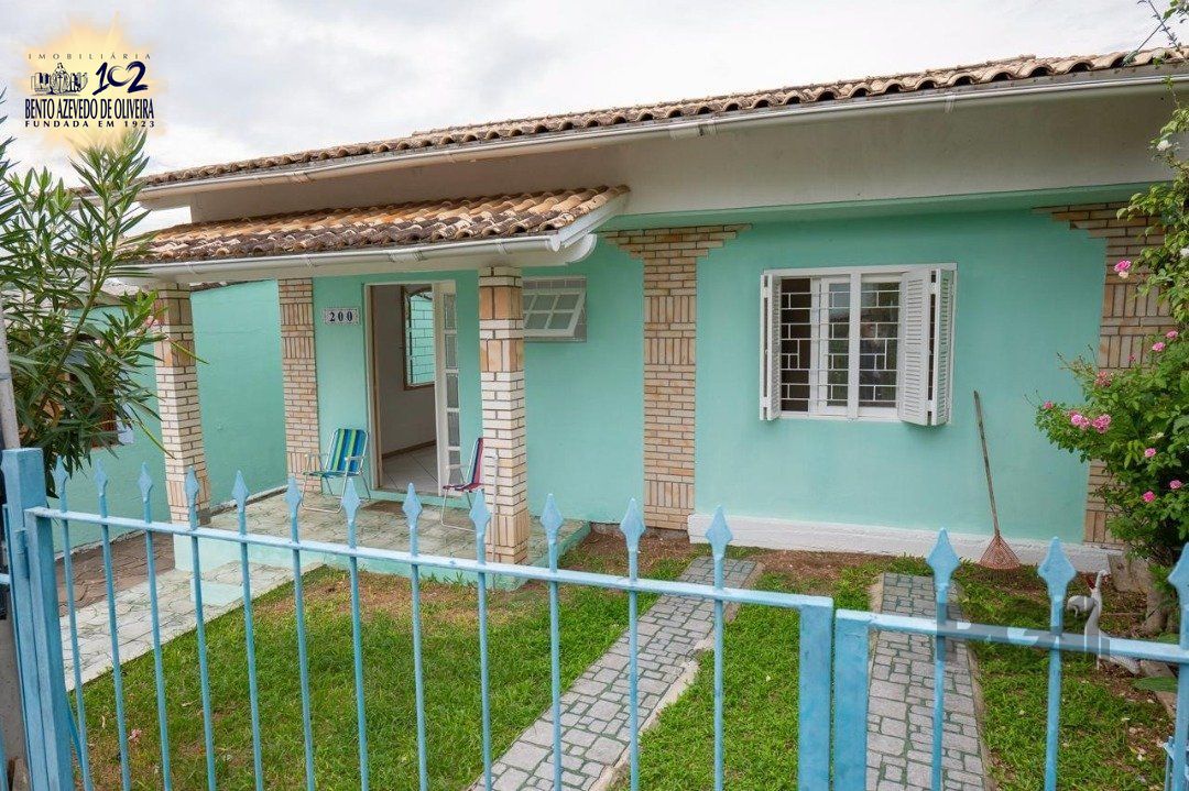 Casa, 6 quartos, 150 m² - Foto 1
