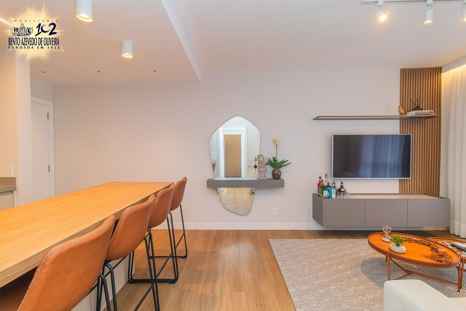 Apartamento, 2 quartos, 100 m² - Foto 1