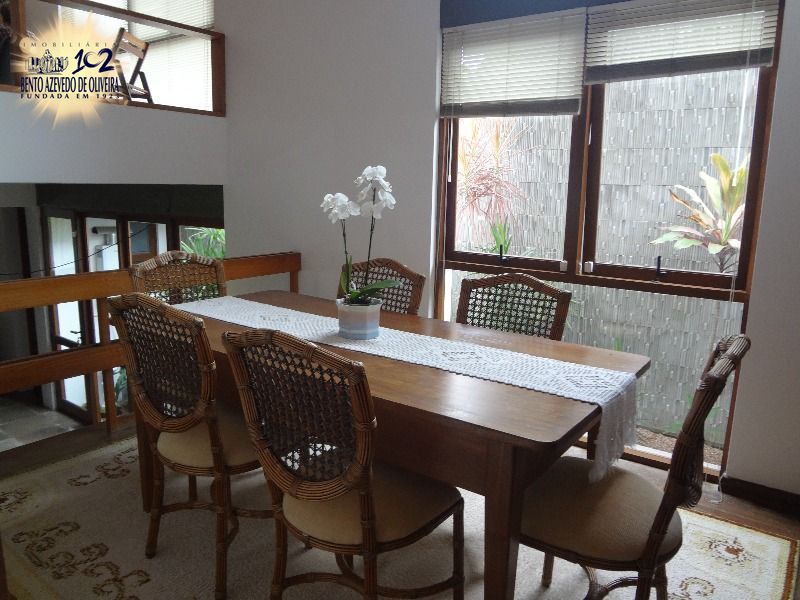Casa, 3 quartos, 268 m² - Foto 13