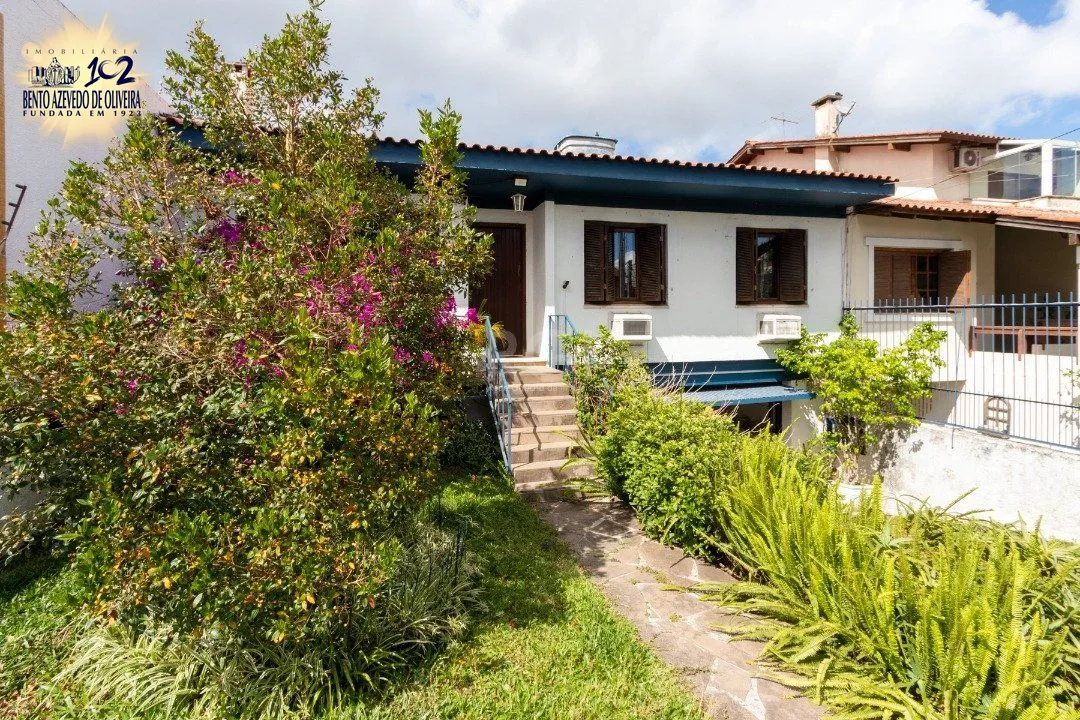 Casa, 3 quartos, 202 m² - Foto 1