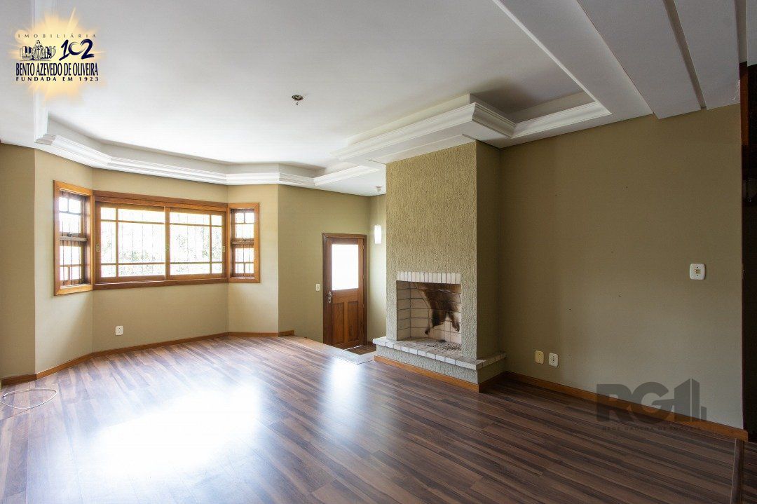 Casa, 4 quartos, 297 m² - Foto 1
