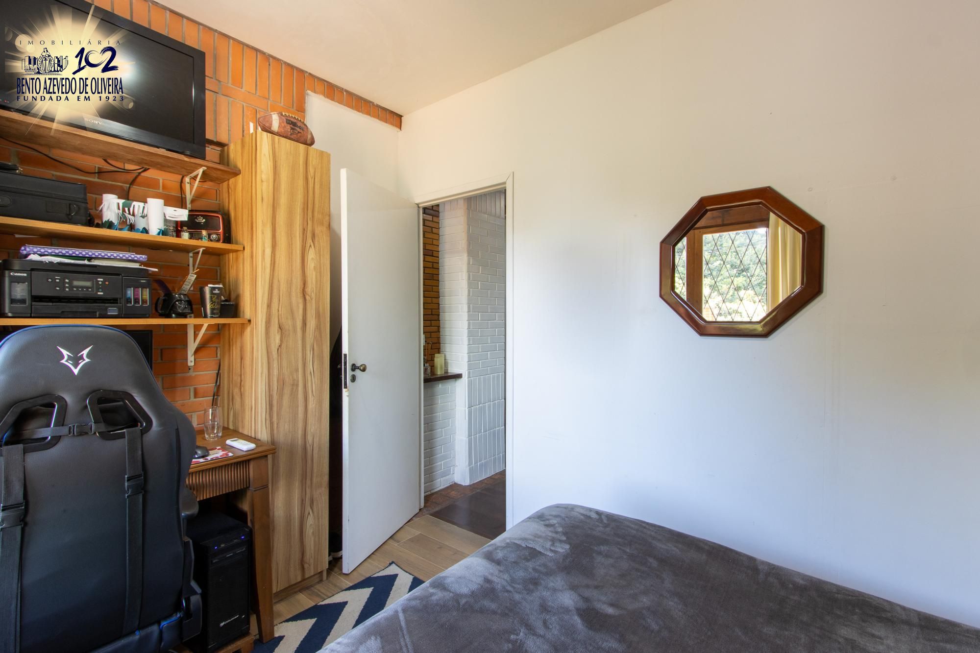Casa, 5 quartos, 235 m² - Foto 9