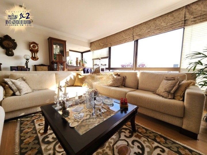 Apartamento, 3 quartos, 196 m² - Foto 2
