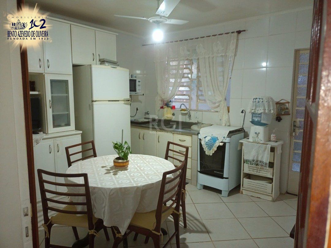 Casa, 3 quartos, 220 m² - Foto 4