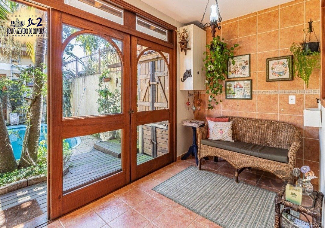 Casa, 6 quartos, 248 m² - Foto 4