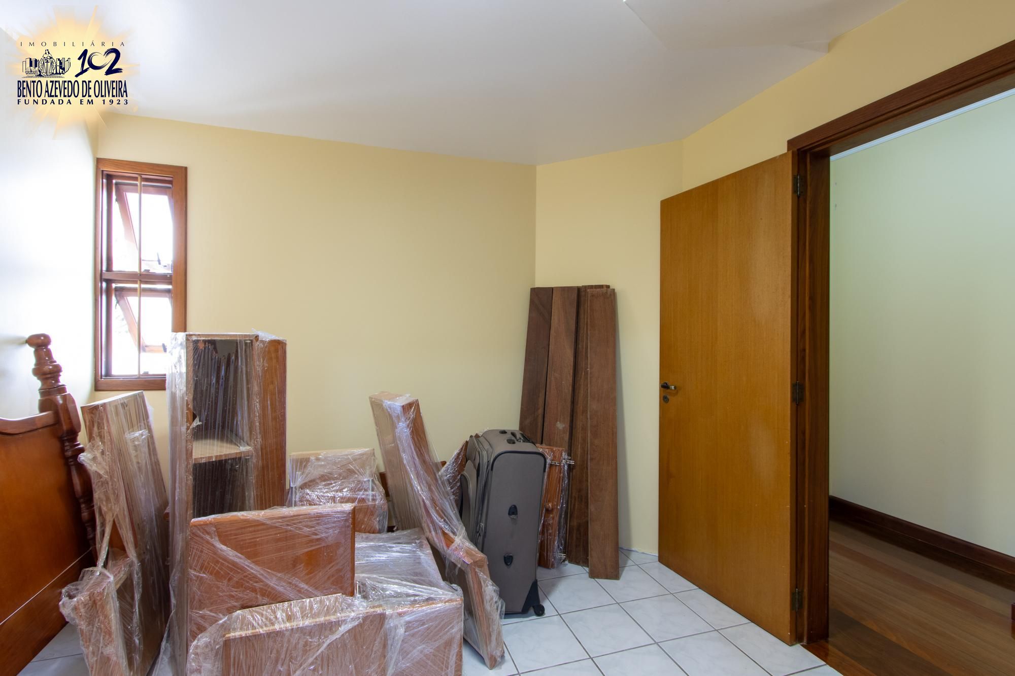Casa, 4 quartos, 380 m² - Foto 31