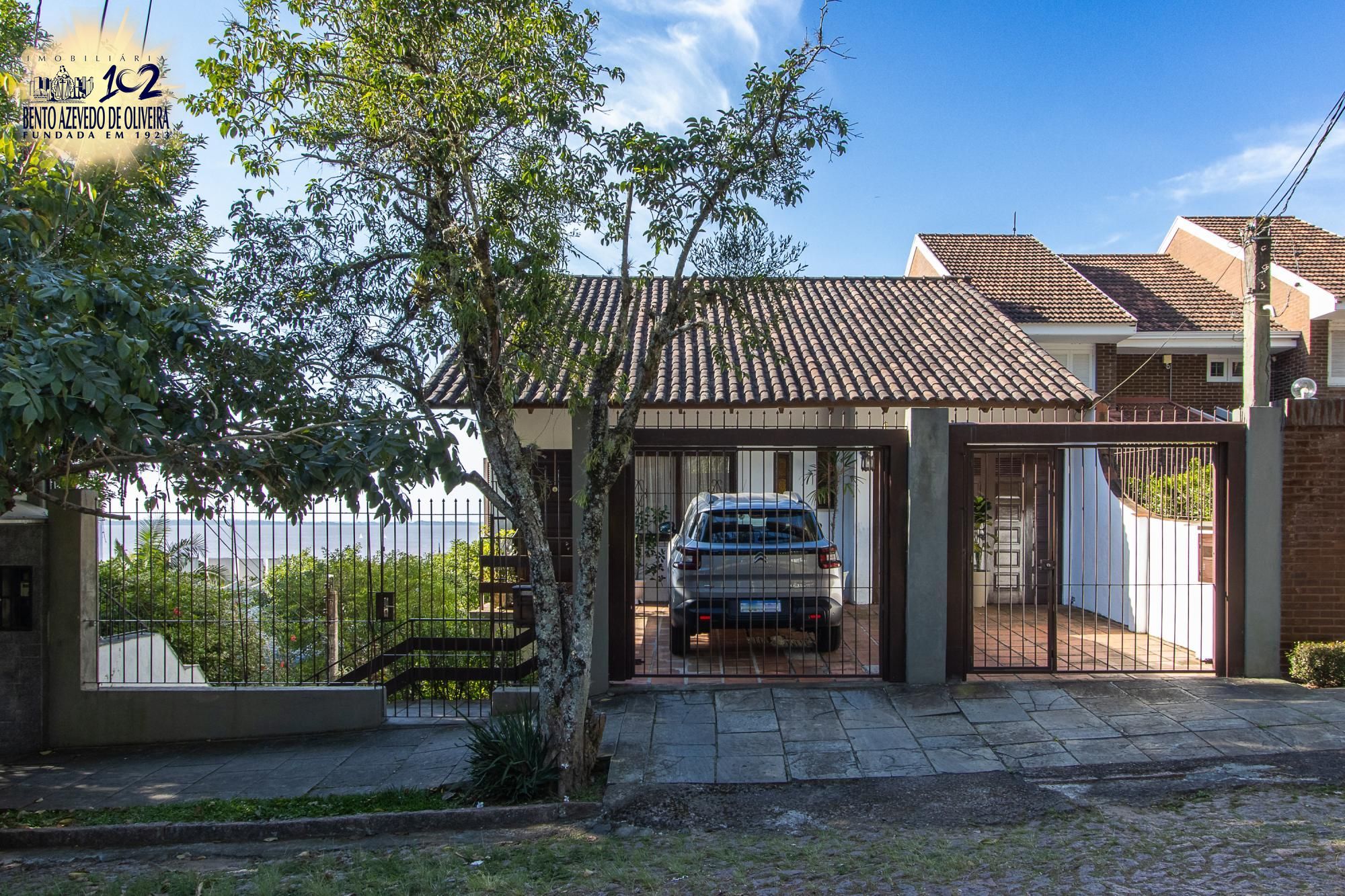 Casa, 5 quartos, 315 m² - Foto 2