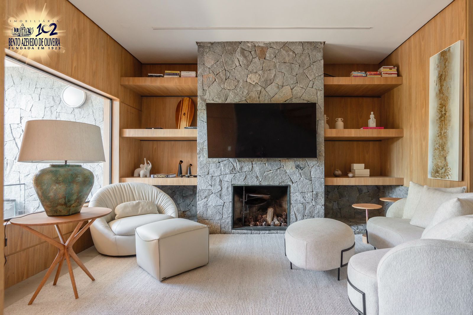 Casa, 3 quartos, 208 m² - Foto 1