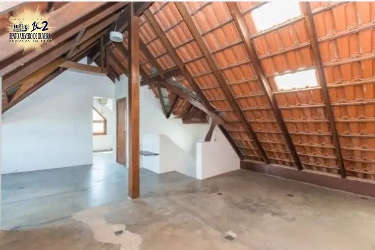 Casa, 4 quartos, 220 m² - Foto 30