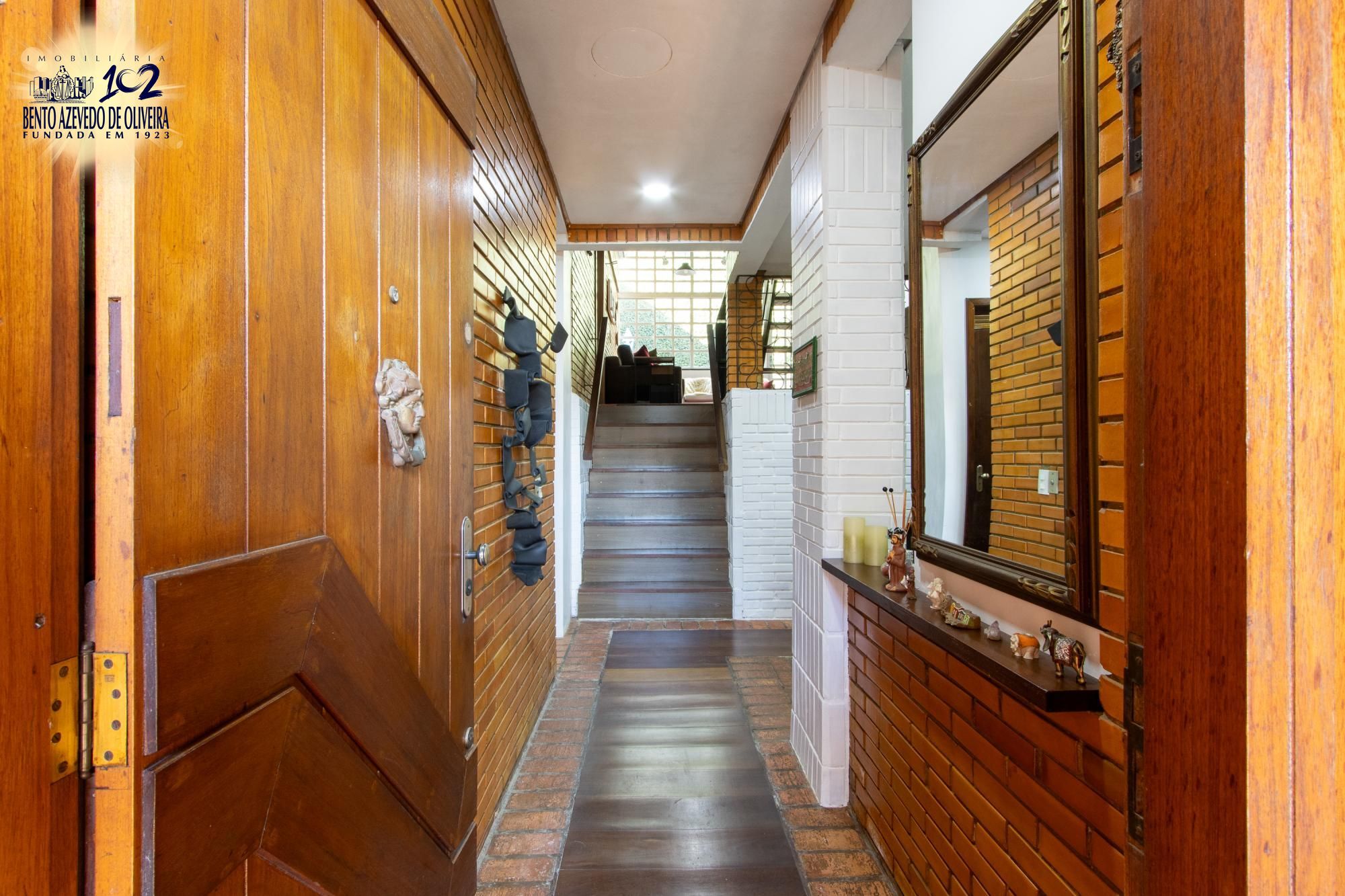 Casa, 5 quartos, 235 m² - Foto 4