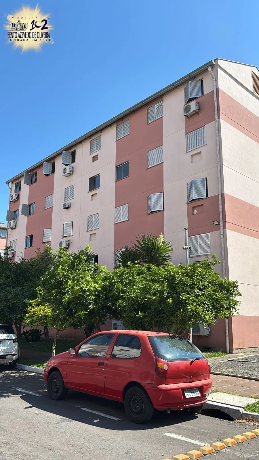 PRÉDIO-RESIDENCIAL