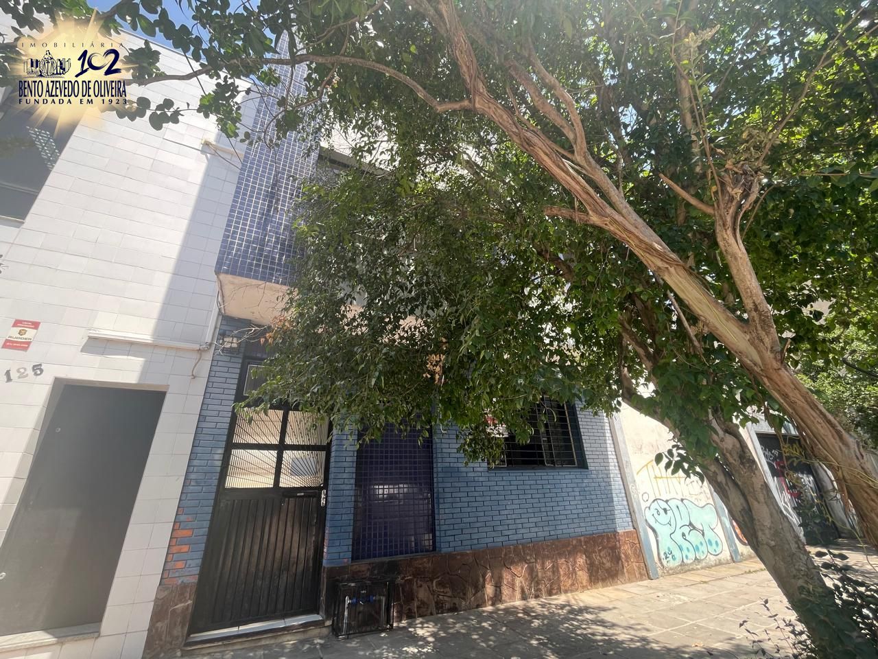 fachada-predio-calcada