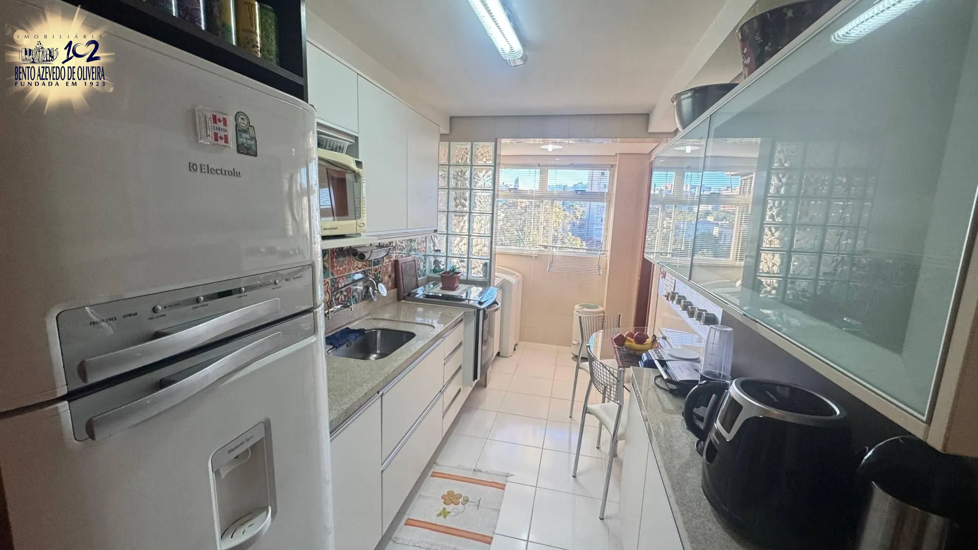 Cozinha-Armario sob medida.