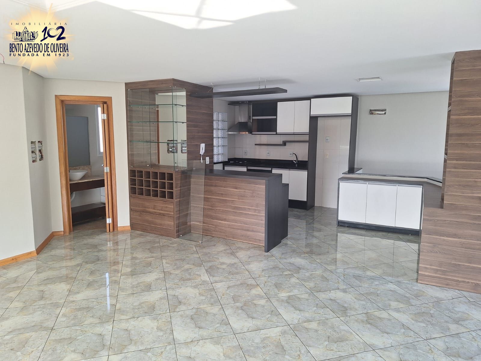 living com coz, integrada