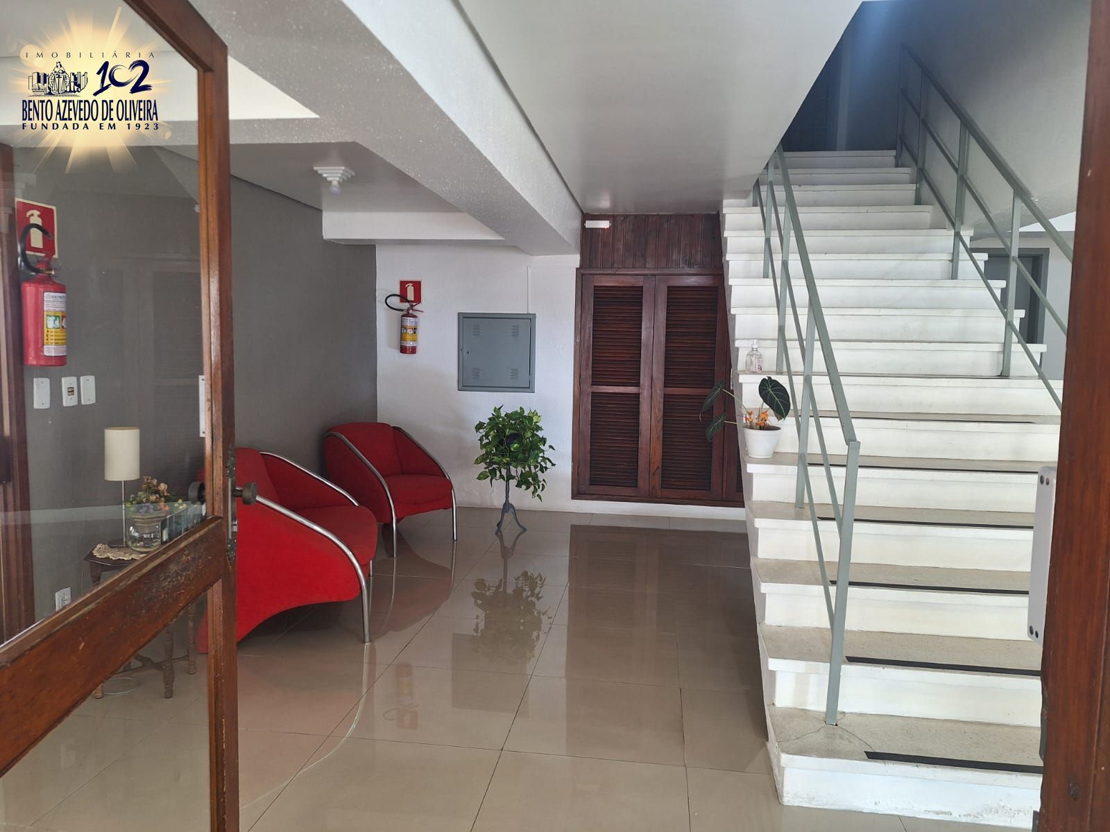 entrada social do predio