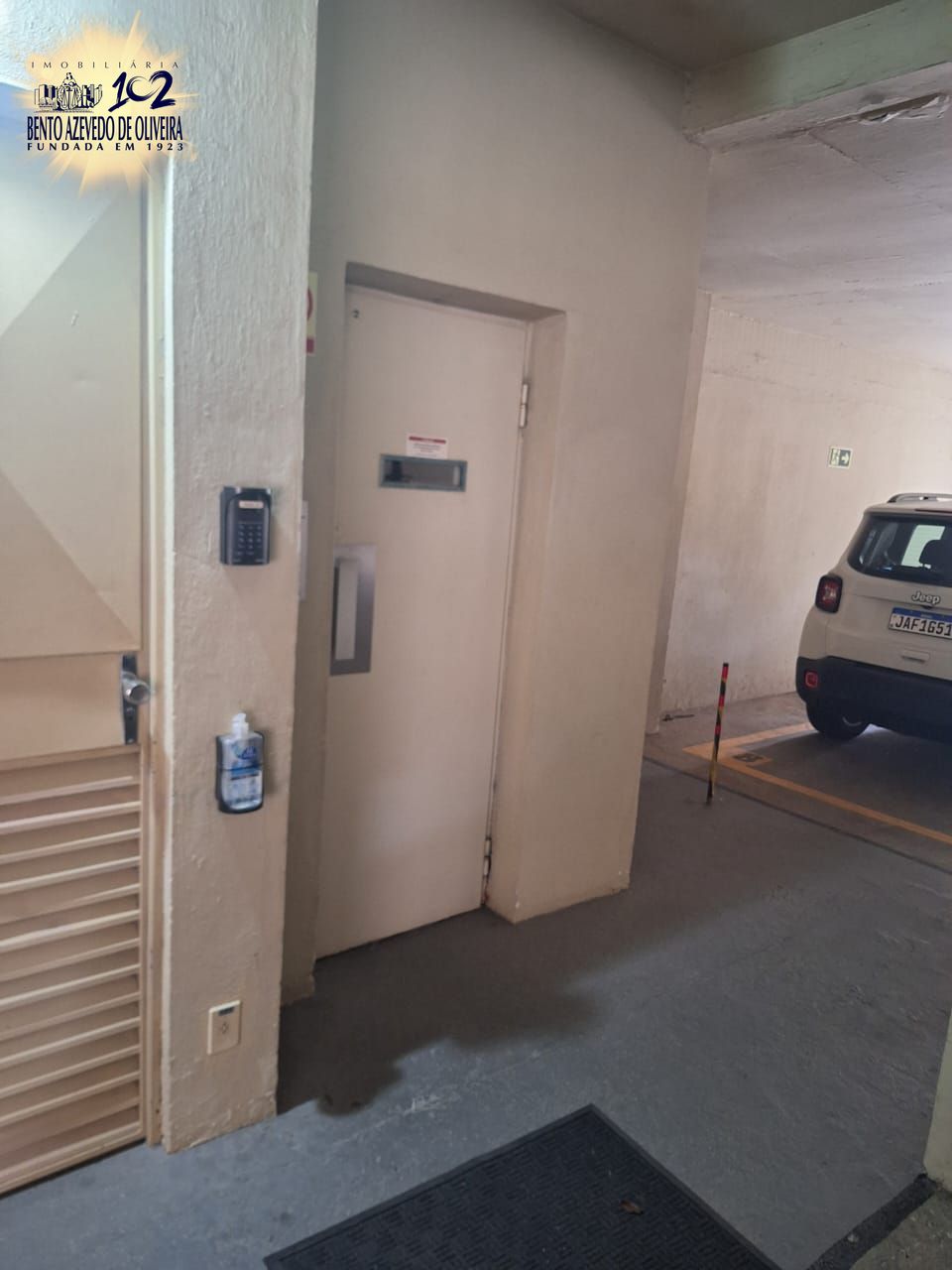 elevador nivel garagem