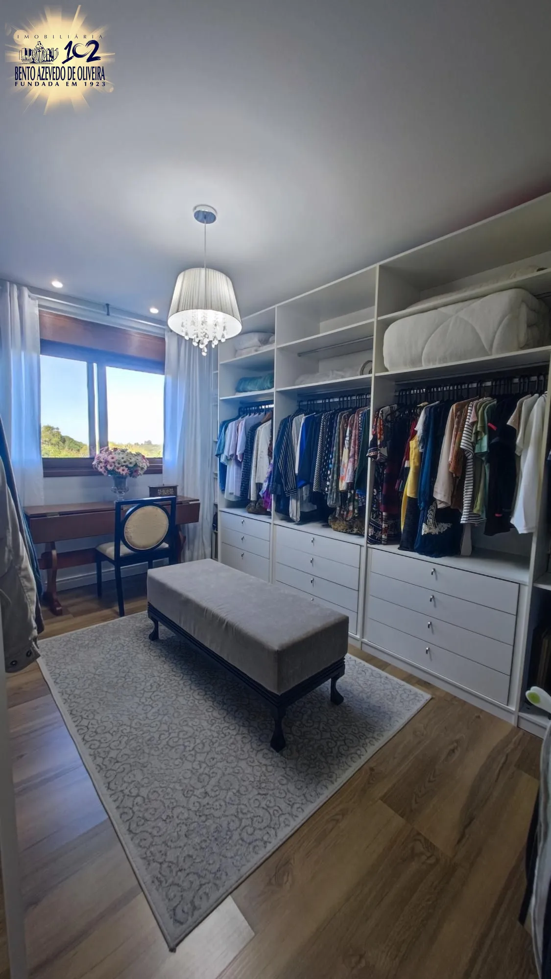 15-CLOSET DA SUÍTE 01