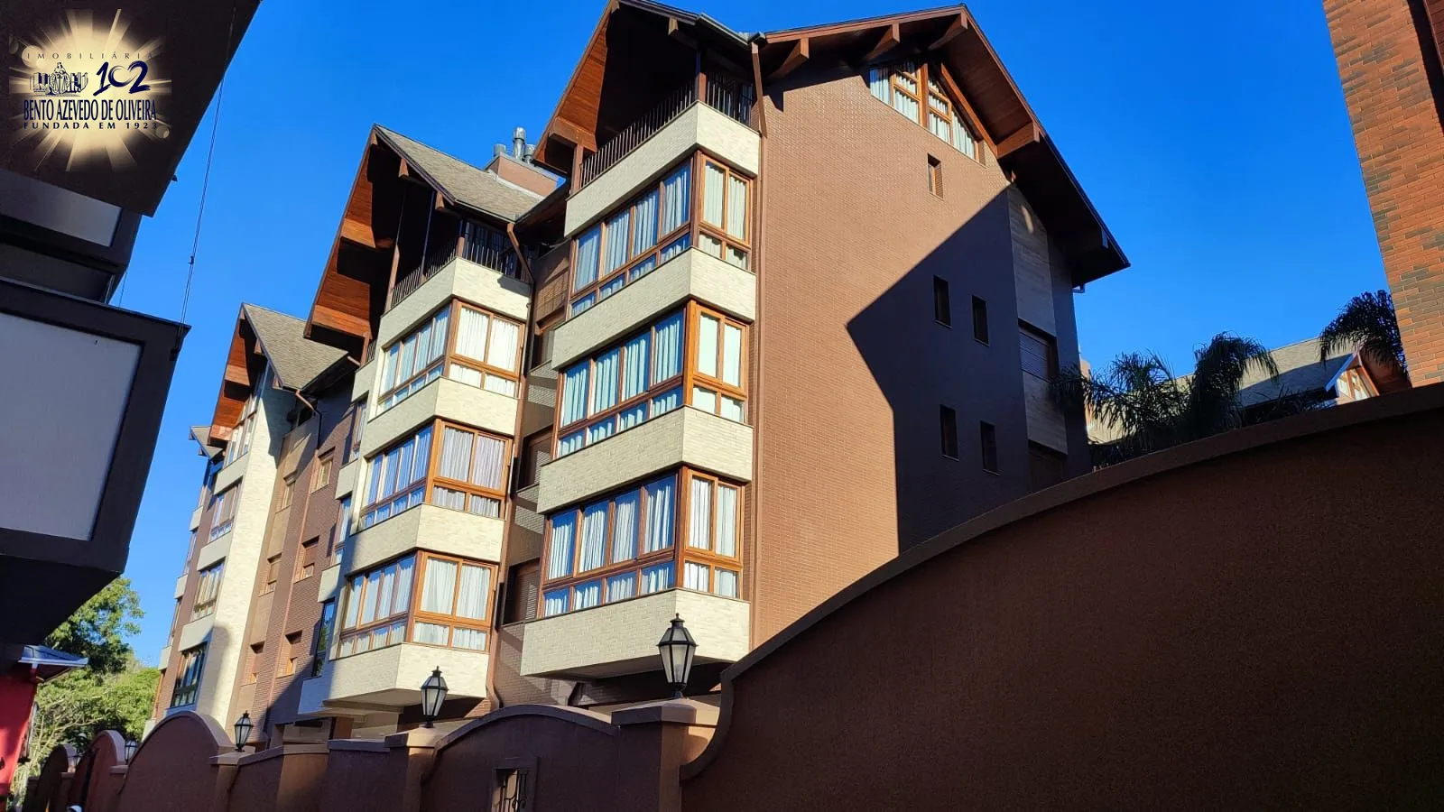 02-FACHADA 02