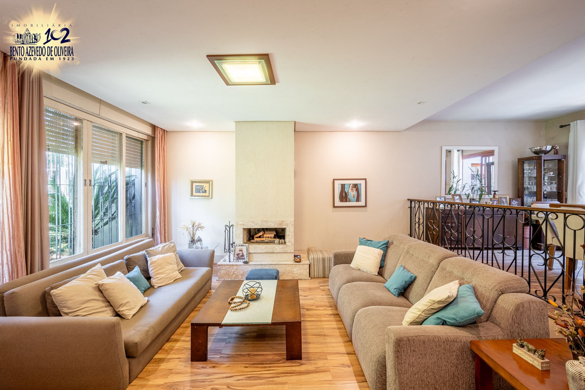 Casa, 3 quartos, 248 m² - Foto 1