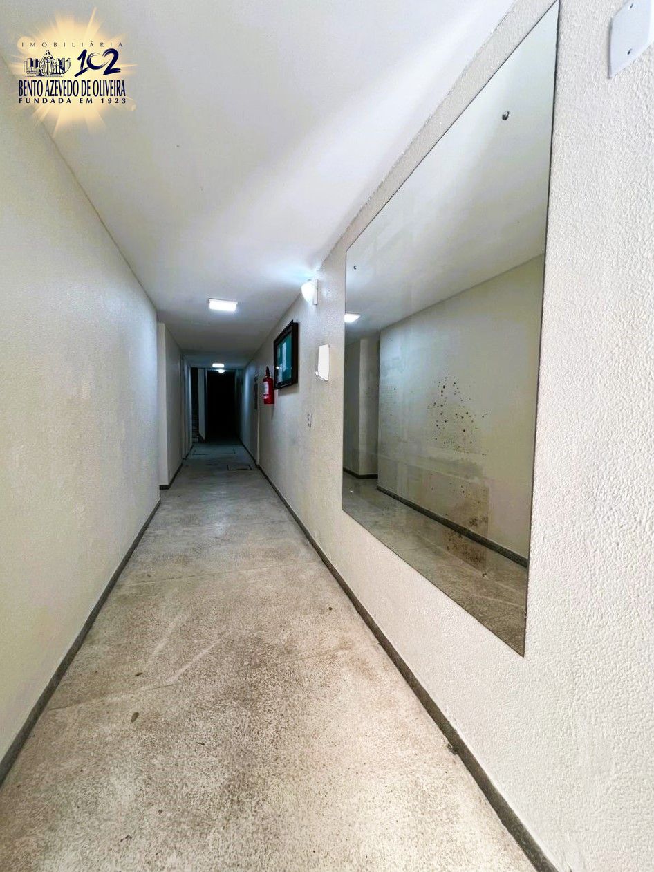 Corredor de entrada do prédio