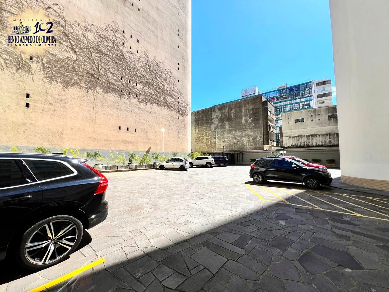 Estacionamento visitantes