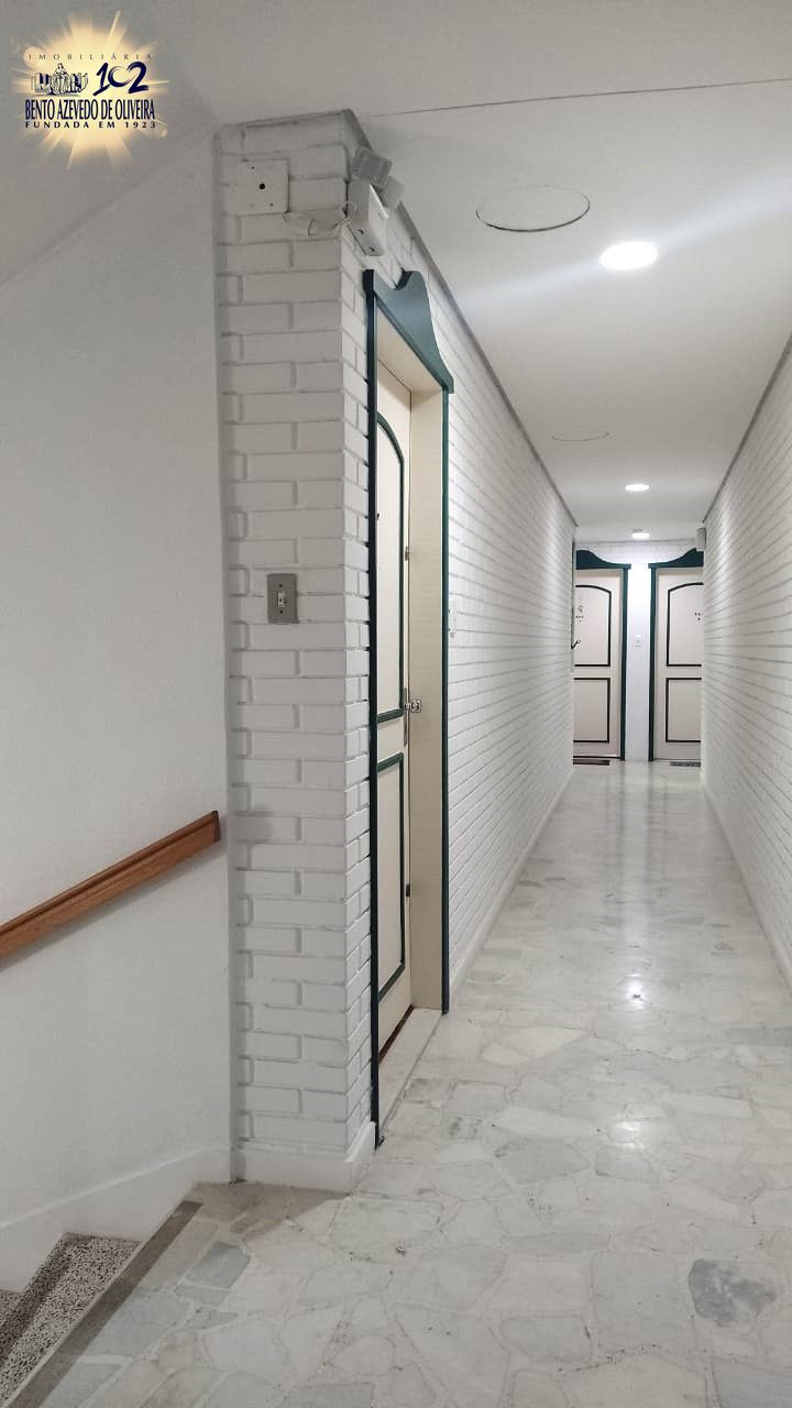 Corredor de acesso ao apartamento