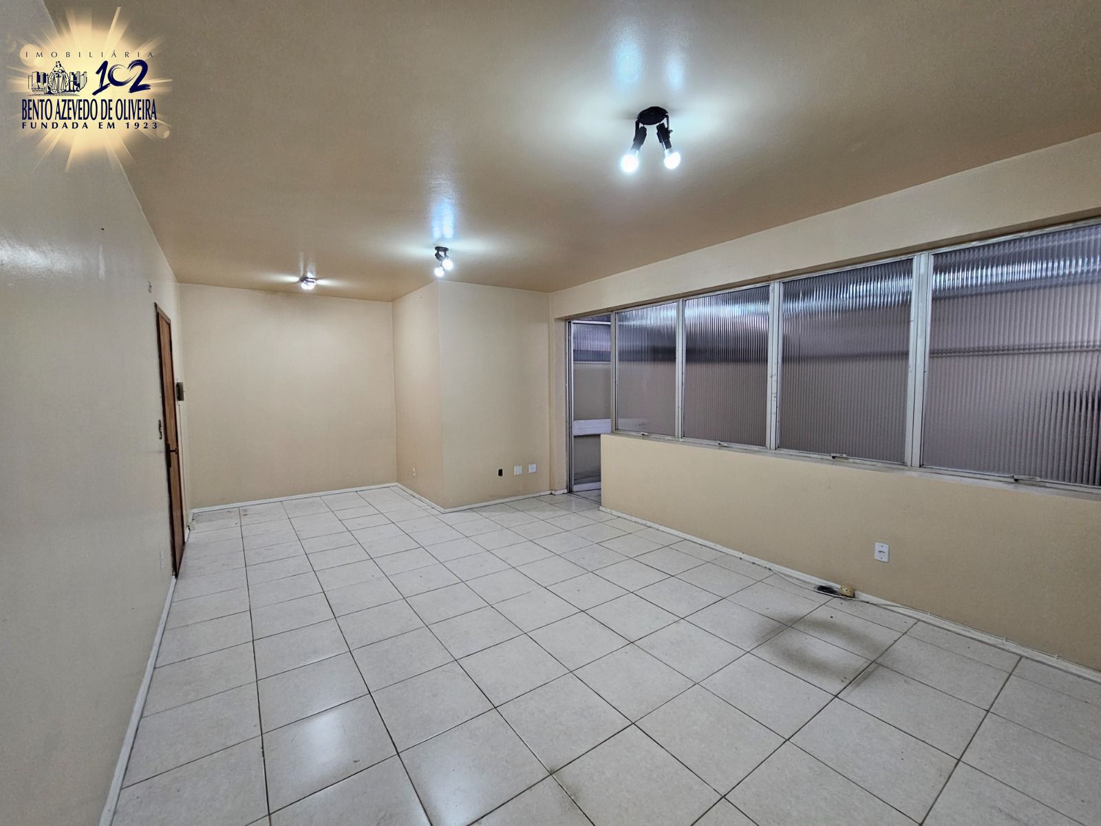 Sala-Conjunto, 53 m² - Foto 1
