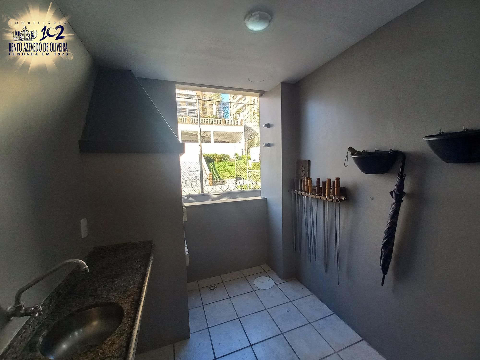 Sacada com Churrasqueira