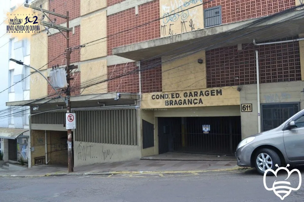 Box-Garagem, 30 m² - Foto 1