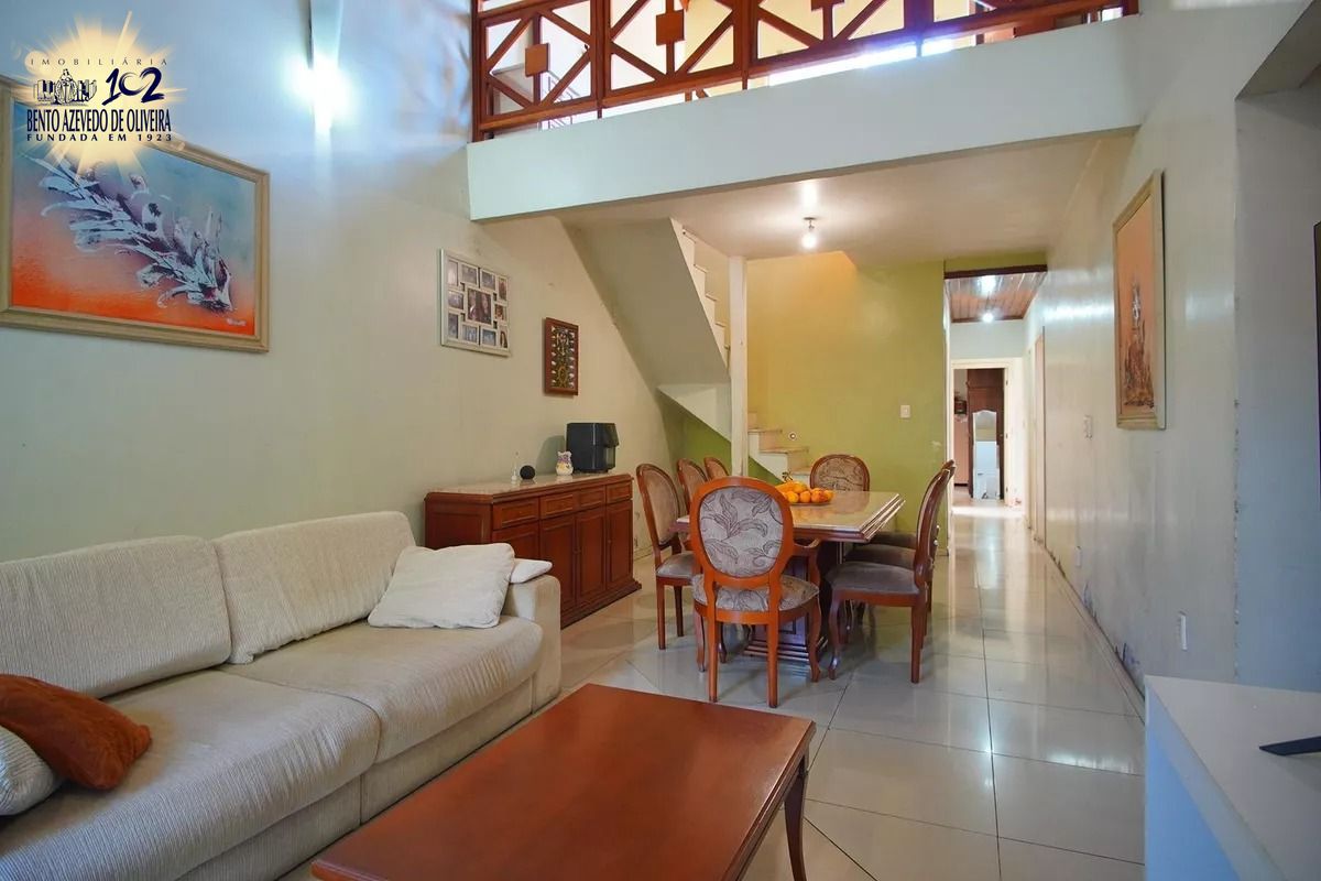 Casa, 5 quartos, 140 m² - Foto 2