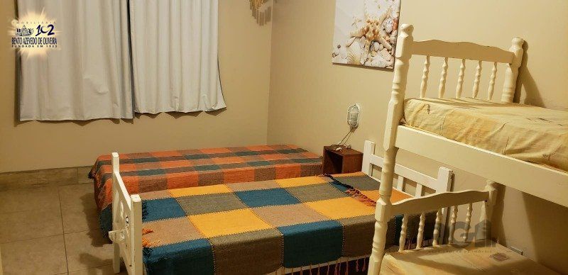 Casa, 7 quartos, 200 m² - Foto 1