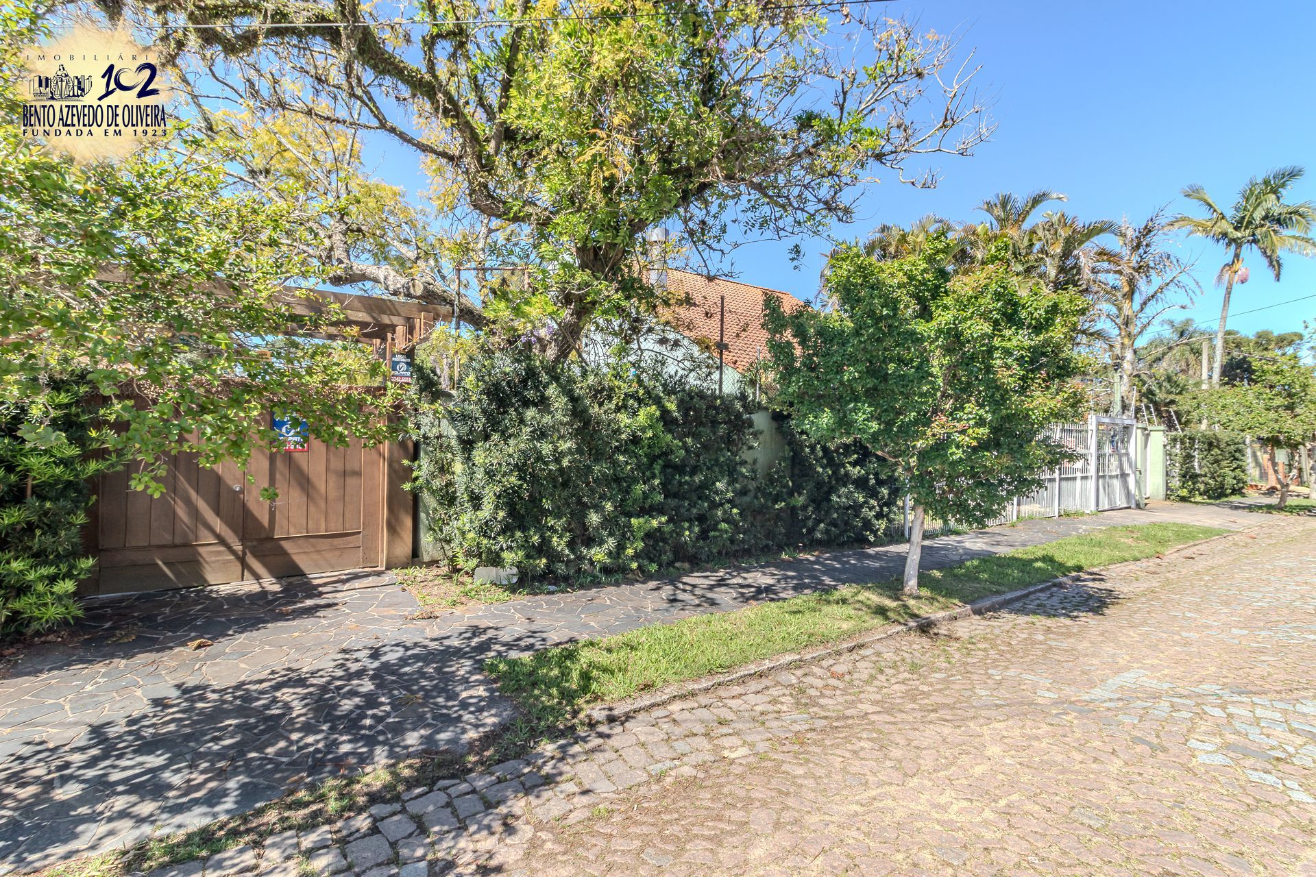 Casa, 4 quartos, 240 m² - Foto 44