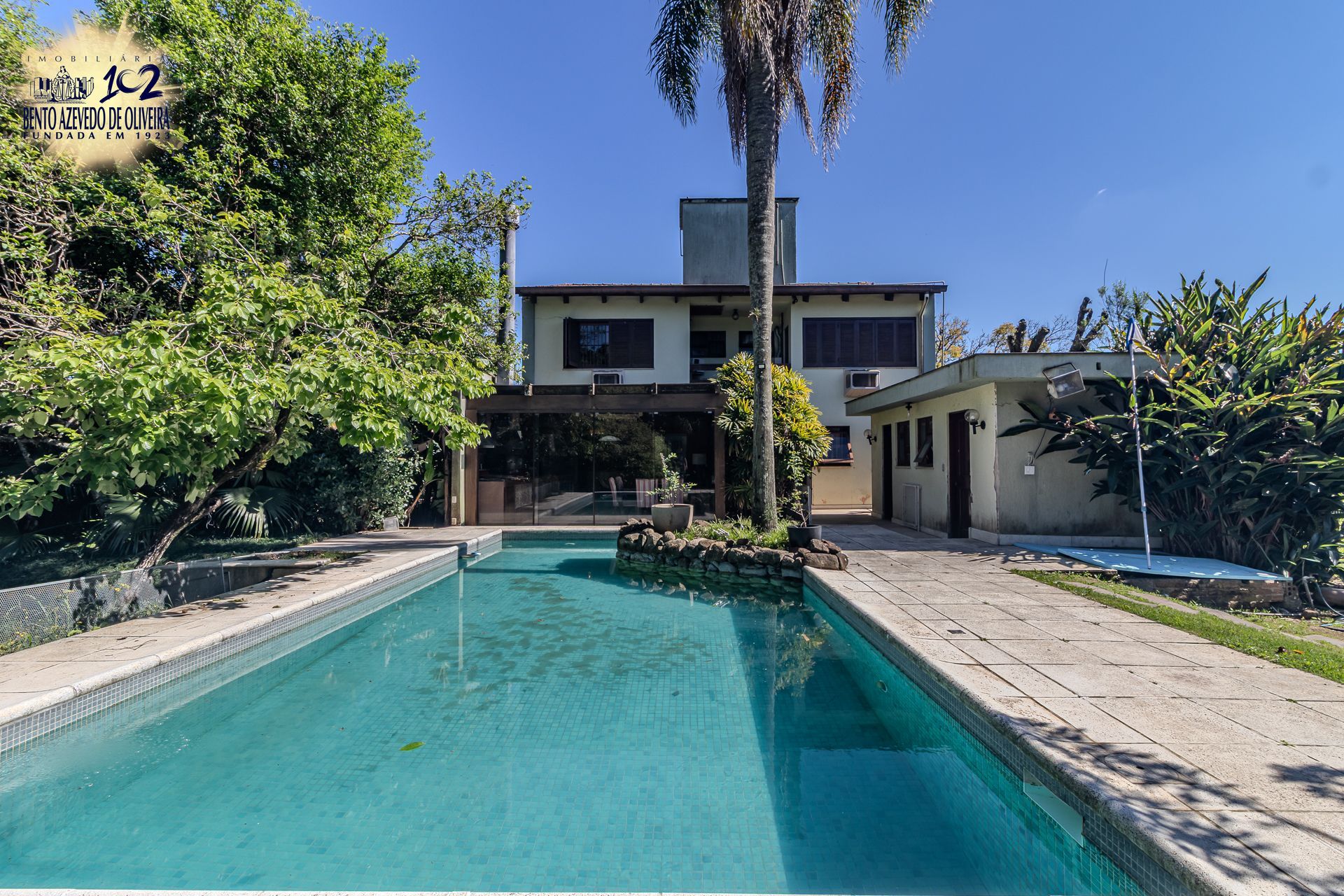 Casa, 4 quartos, 240 m² - Foto 4