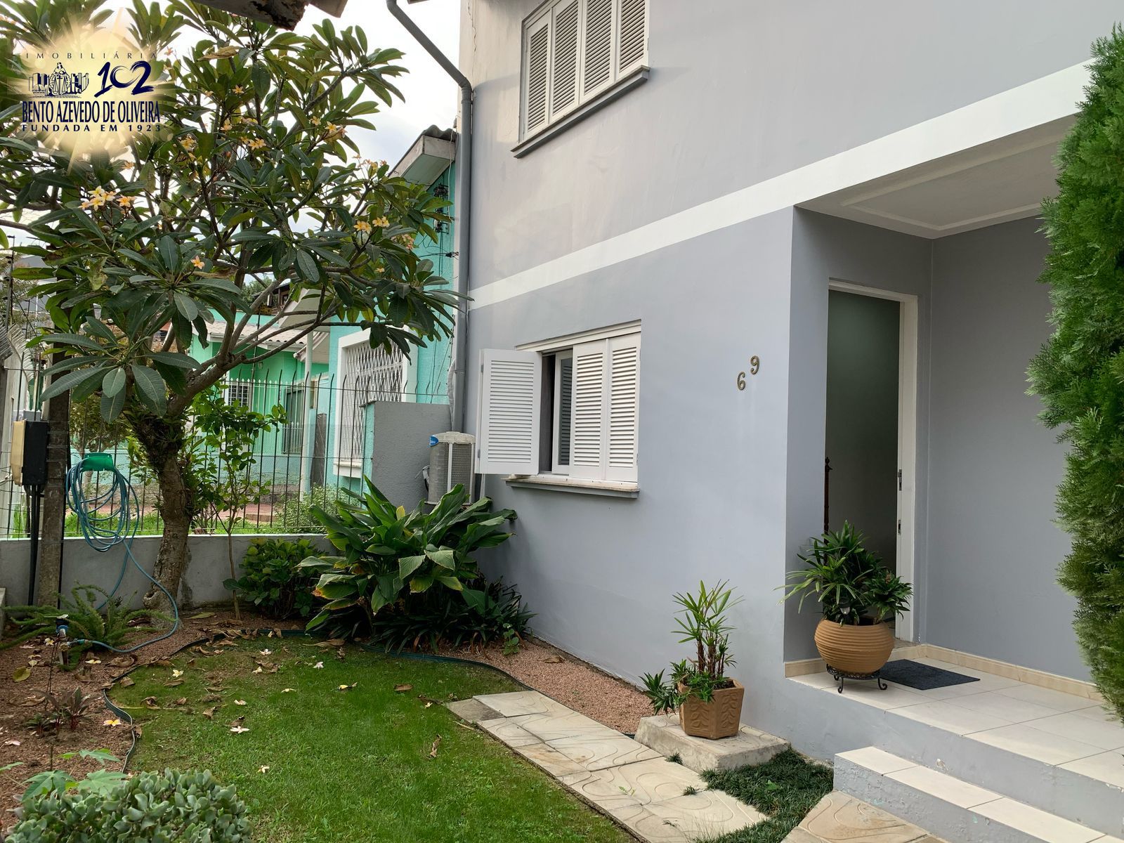 Sobrado, 4 quartos, 271 m² - Foto 1