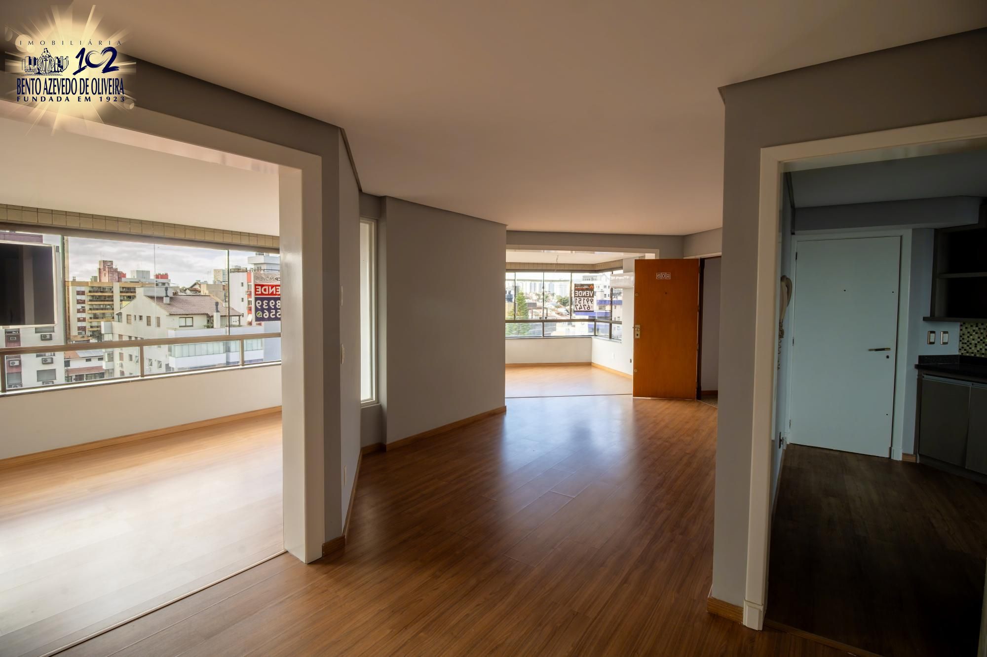 Cobertura, 3 quartos, 277 m² - Foto 3