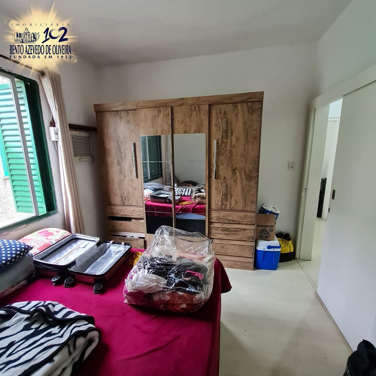 QUARTO SOLTEIRO