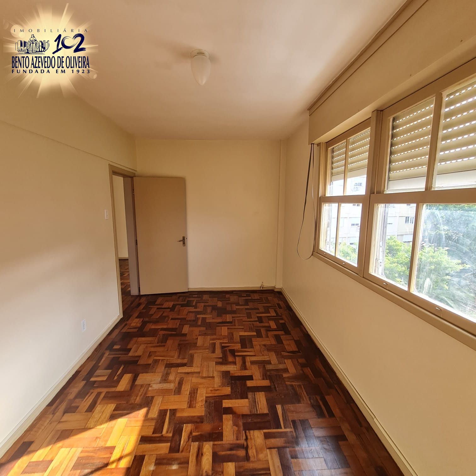 QUARTO CASAL