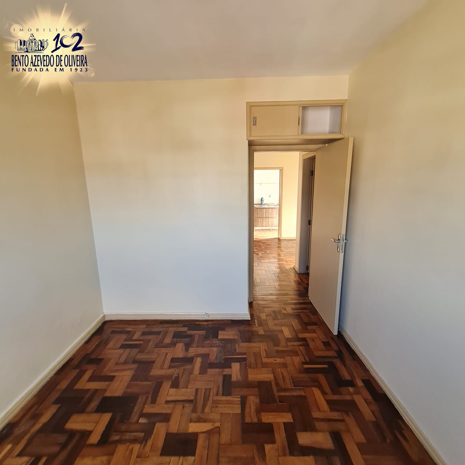 QUARTO SOLTEIRO