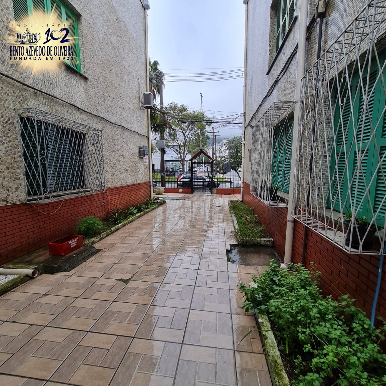 PORTA ACESSO AO CONDOMINIO