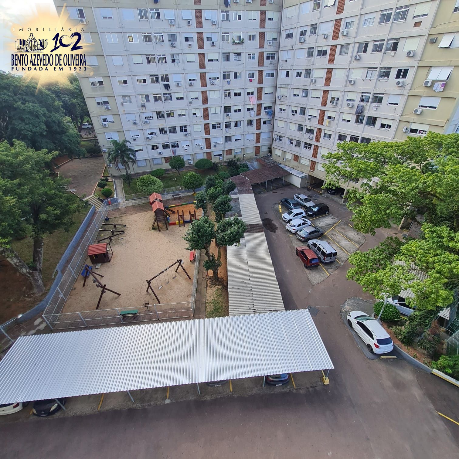 ESTACIONAMENTO COLETIVO