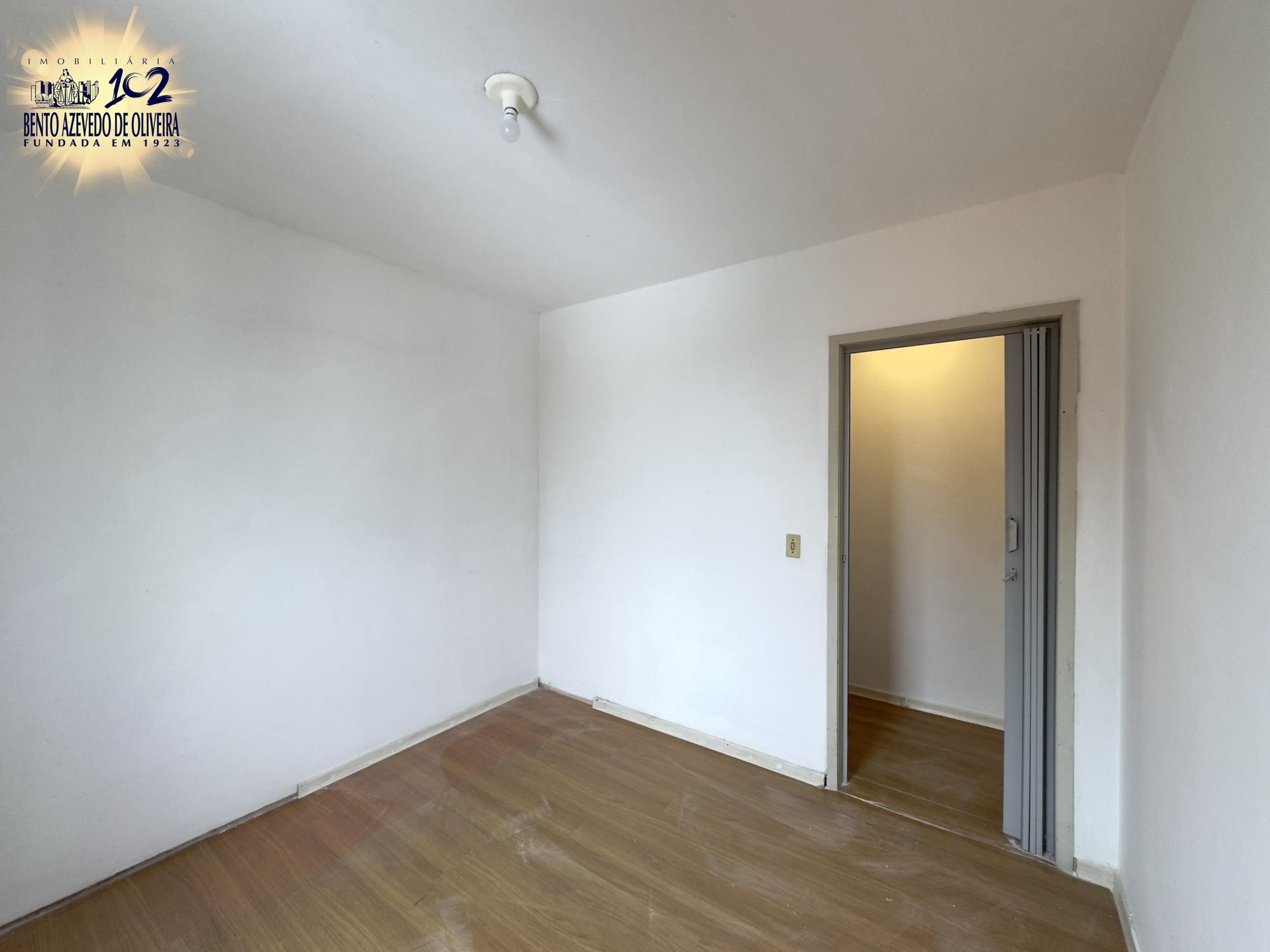 Dormitório solteiro