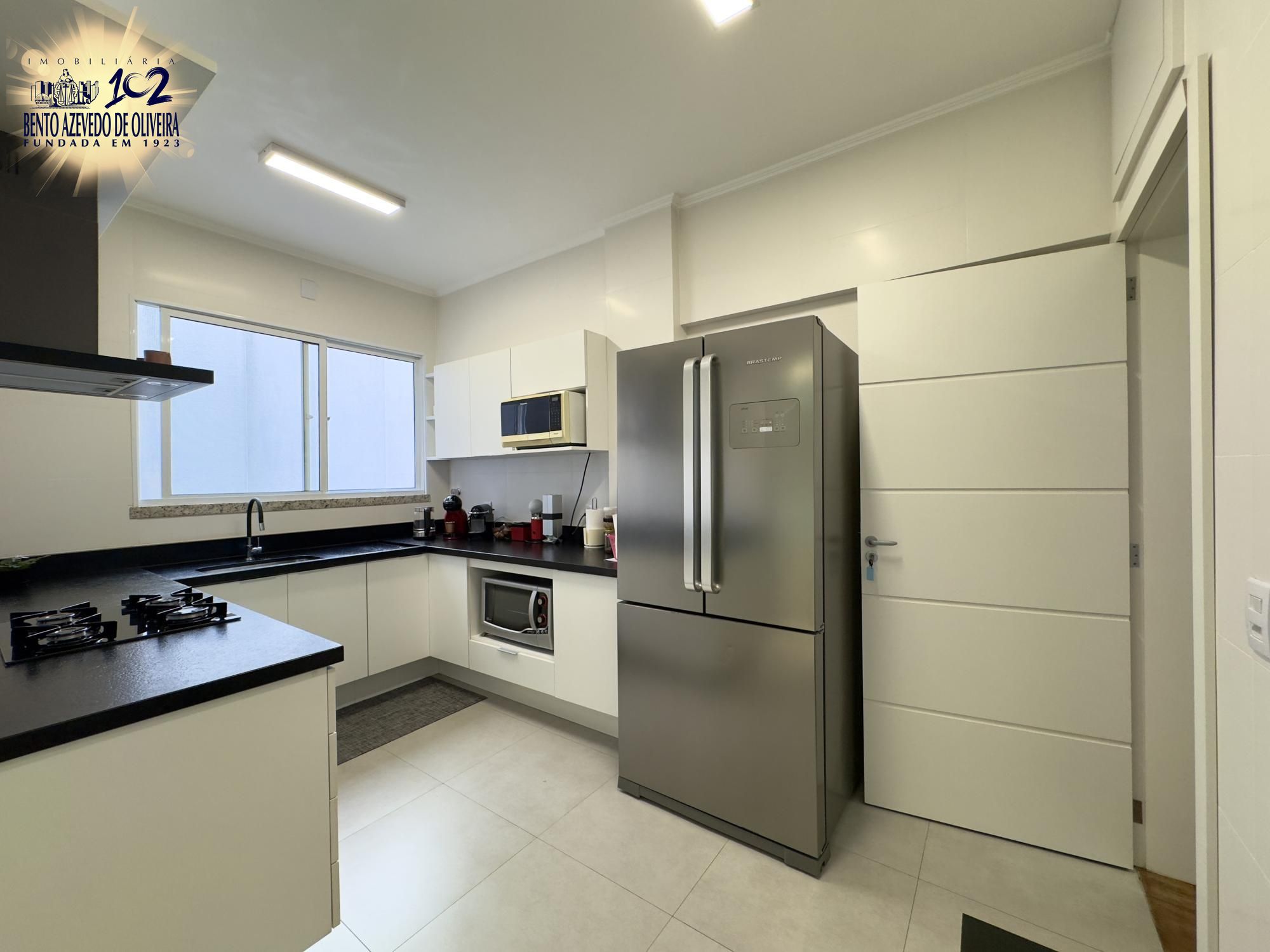 Apartamento, 3 quartos, 206 m² - Foto 13