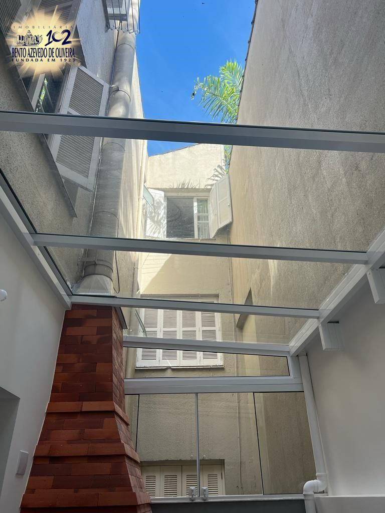 Area com espaço churrasco