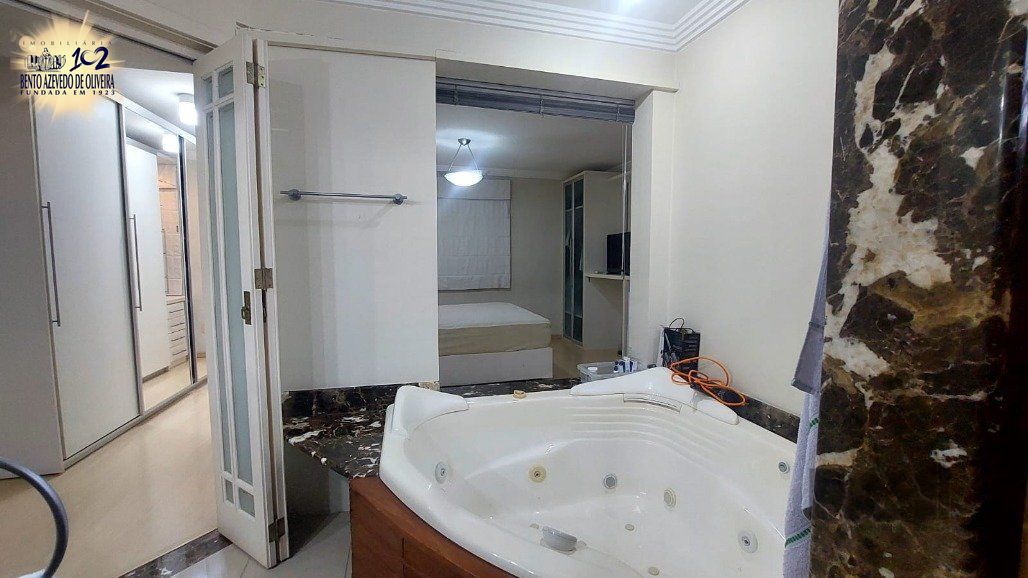 Casa, 4 quartos, 227 m² - Foto 28