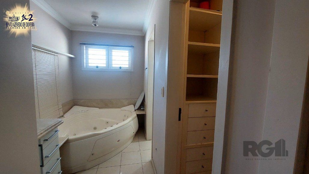 Casa, 4 quartos, 227 m² - Foto 47