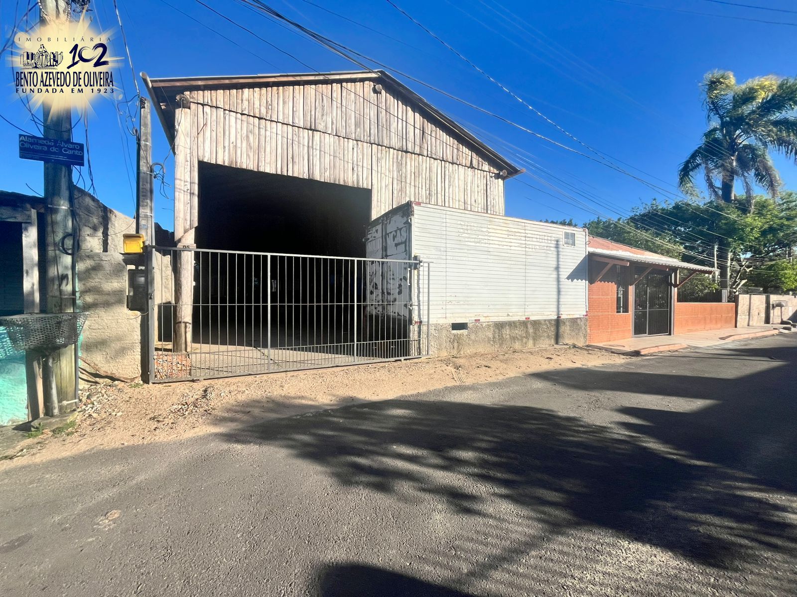 Casa, 2 quartos, 140 m² - Foto 1