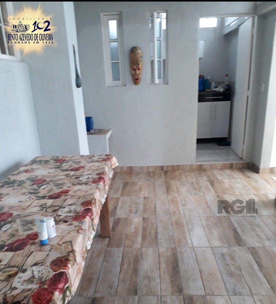 Casa, 4 quartos, 330 m² - Foto 2
