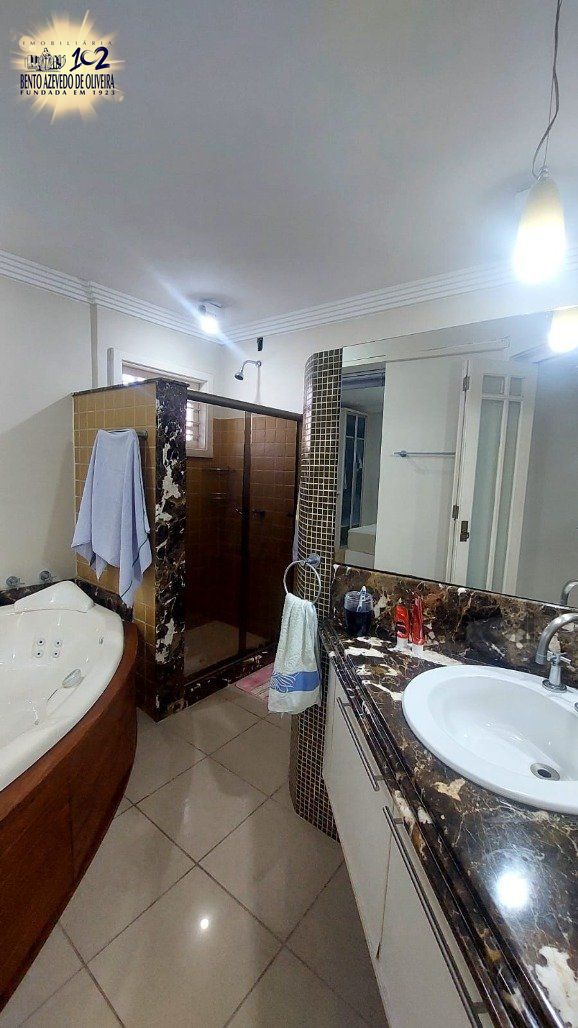 Casa, 4 quartos, 227 m² - Foto 31
