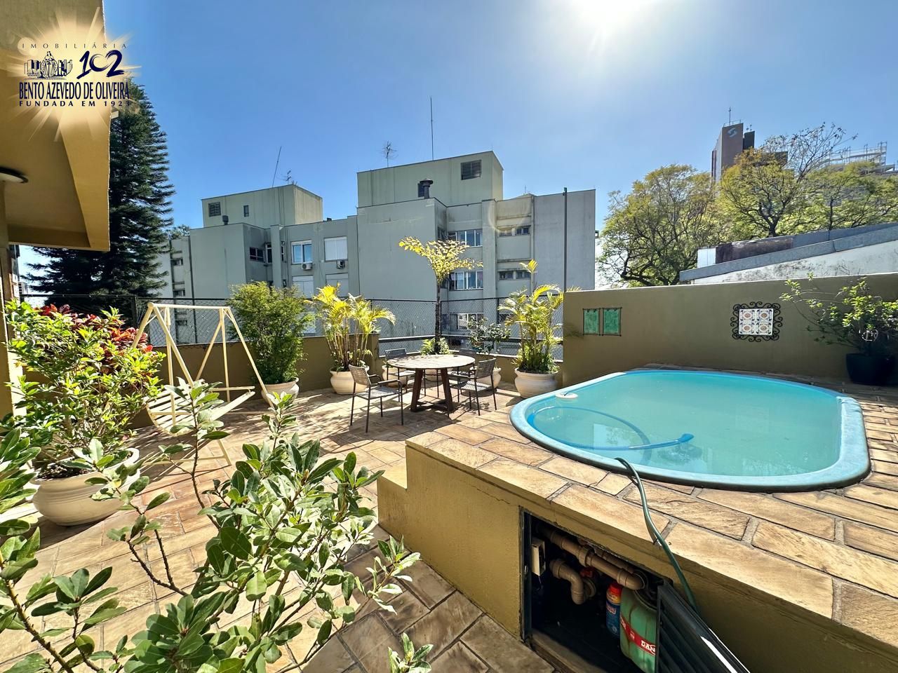 segundo andar área externa pátio e piscina